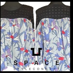 Space Style Concept Purple/Red/White Chiffon Floral Black Crochet Yolk Top (S)